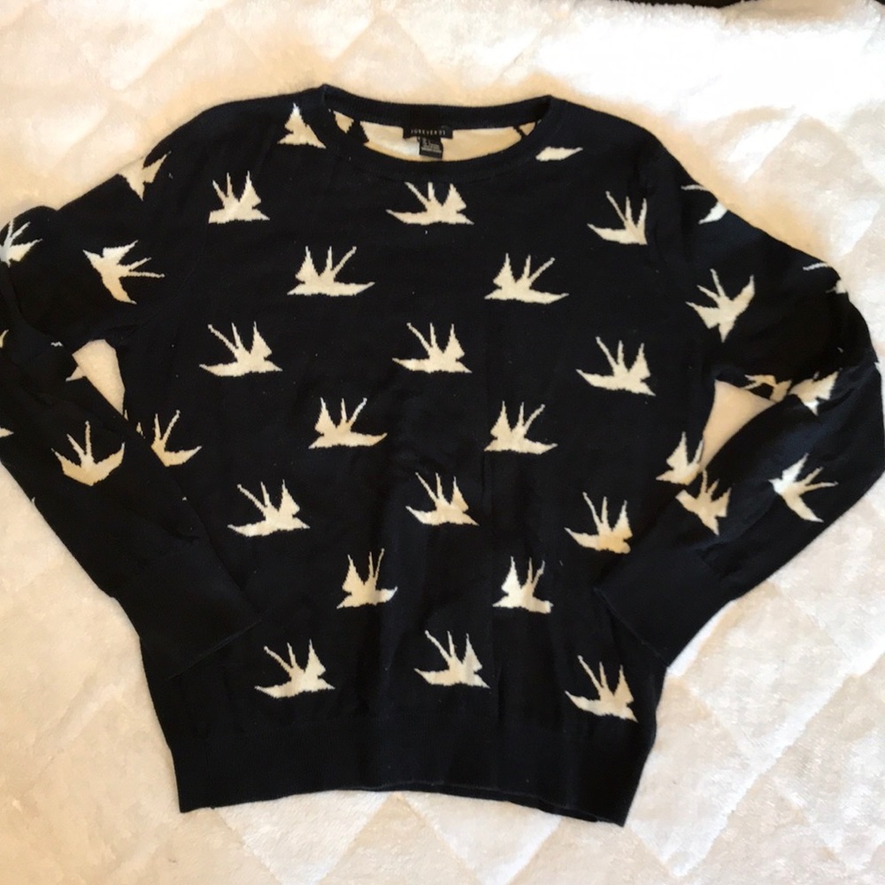 Black and white sweater